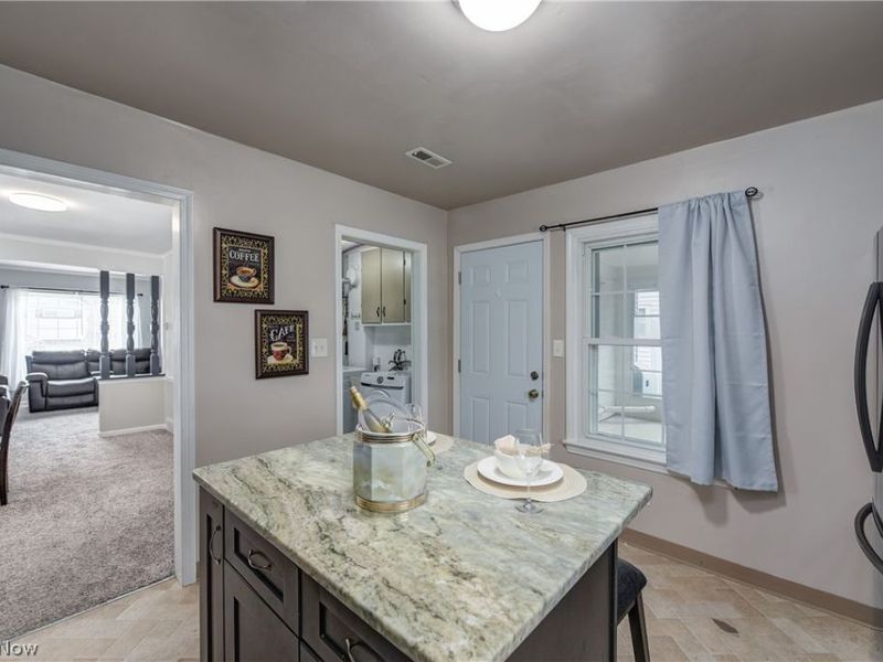 18904 Fairville Avenue, Cleveland, OH 44135 Photo 16