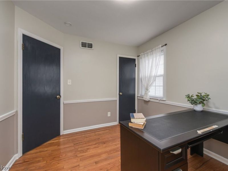 18904 Fairville Avenue, Cleveland, OH 44135 Photo 18