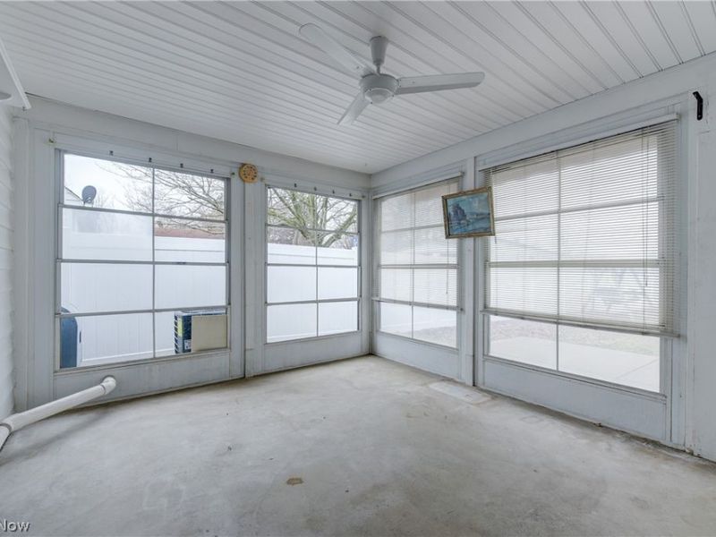 18904 Fairville Avenue, Cleveland, OH 44135 Photo 32