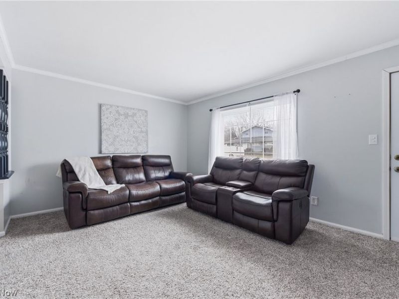 18904 Fairville Avenue, Cleveland, OH 44135 Photo 7