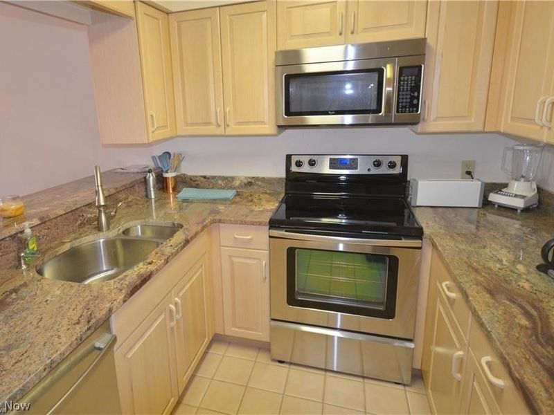 599 Main Street, Vermilion, OH 44089 Photo 14