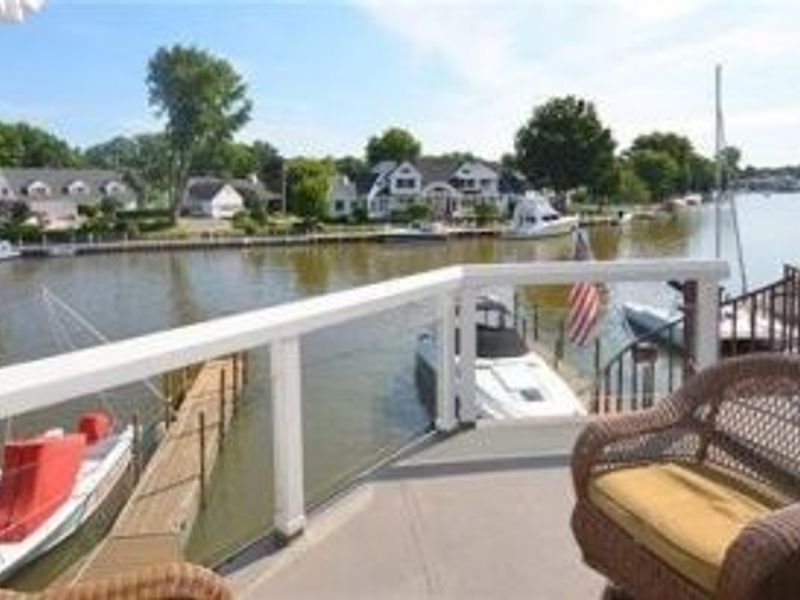 599 Main Street, Vermilion, OH 44089 Photo 5