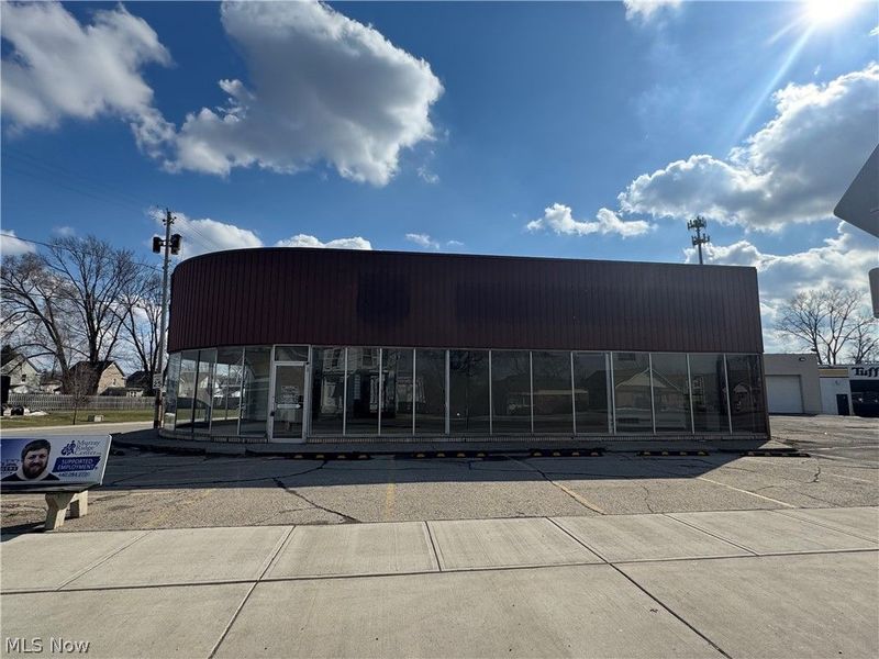 167 Cleveland Street, Elyria, OH 44035 Photo 2