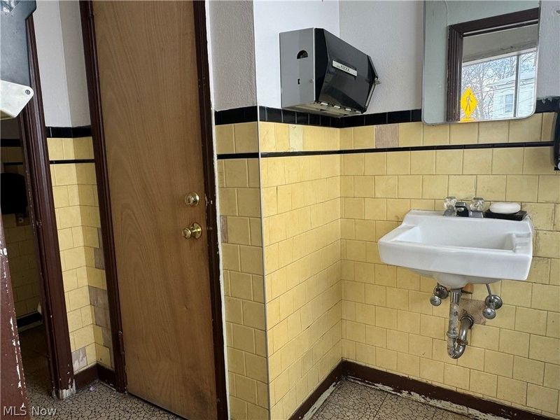 167 Cleveland Street, Elyria, OH 44035 Photo 23