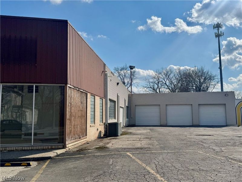 167 Cleveland Street, Elyria, OH 44035 Photo 5