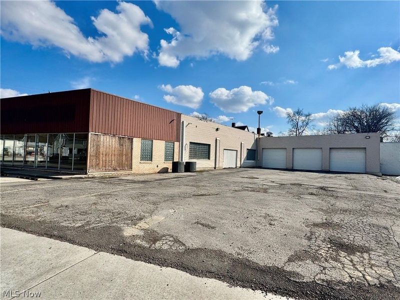 167 Cleveland Street, Elyria, OH 44035 Photo 6