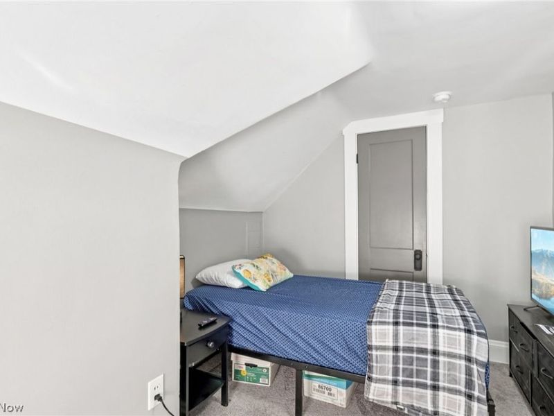 9407 Clifton Boulevard, Cleveland, OH 44102 Photo 27