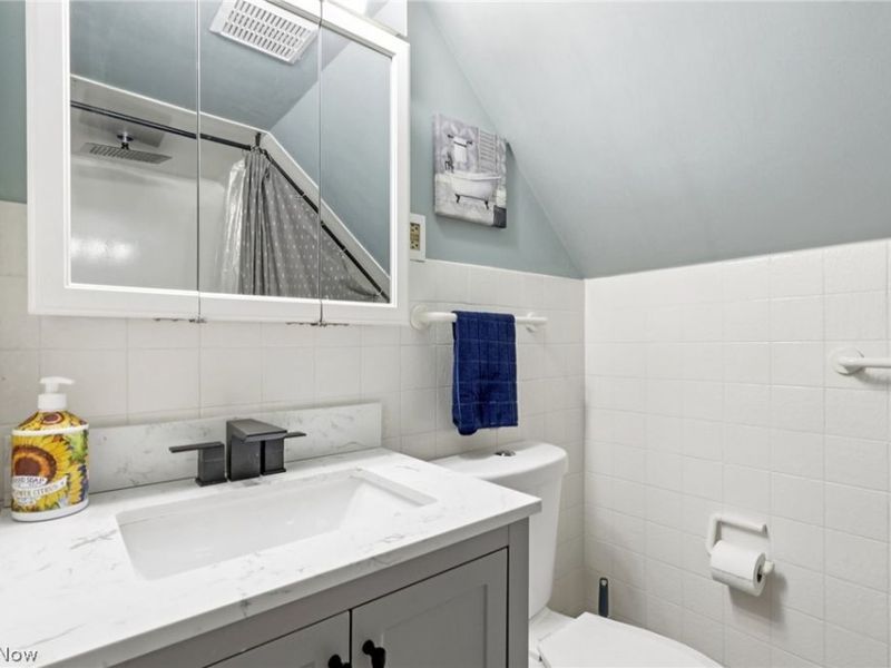 9407 Clifton Boulevard, Cleveland, OH 44102 Photo 28