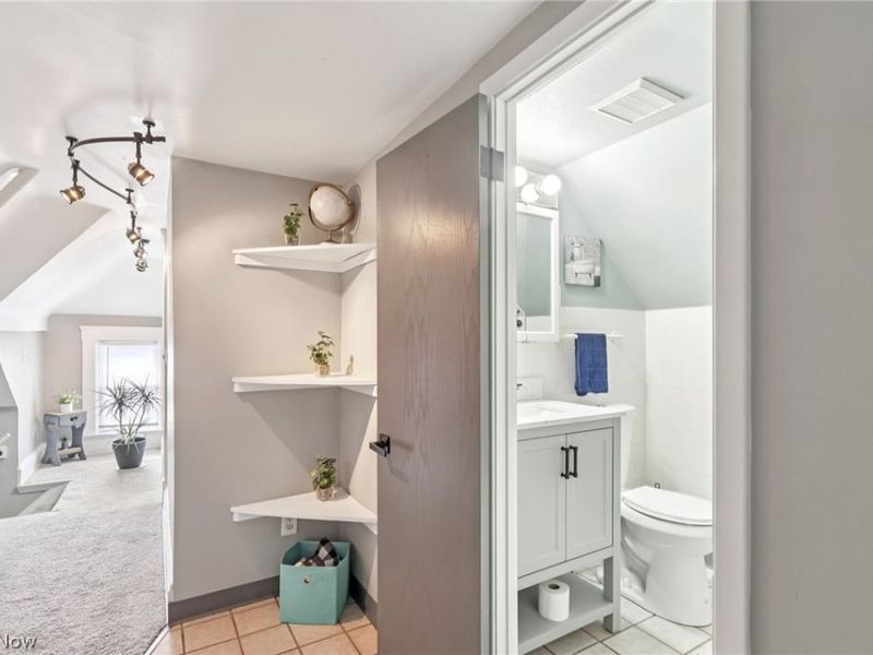 9407 Clifton Boulevard, Cleveland, OH 44102 Photo 34