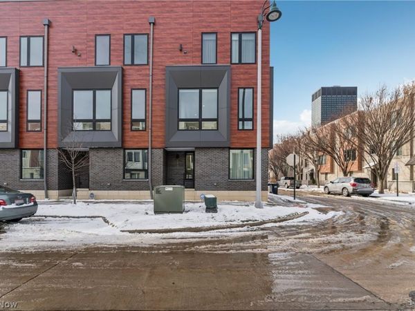 1440 E 15 Street, Cleveland, OH 44114