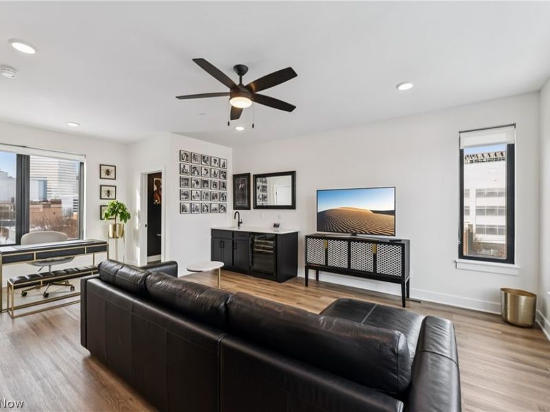 1440 E 15 Street, Cleveland, OH 44114 Photo 29