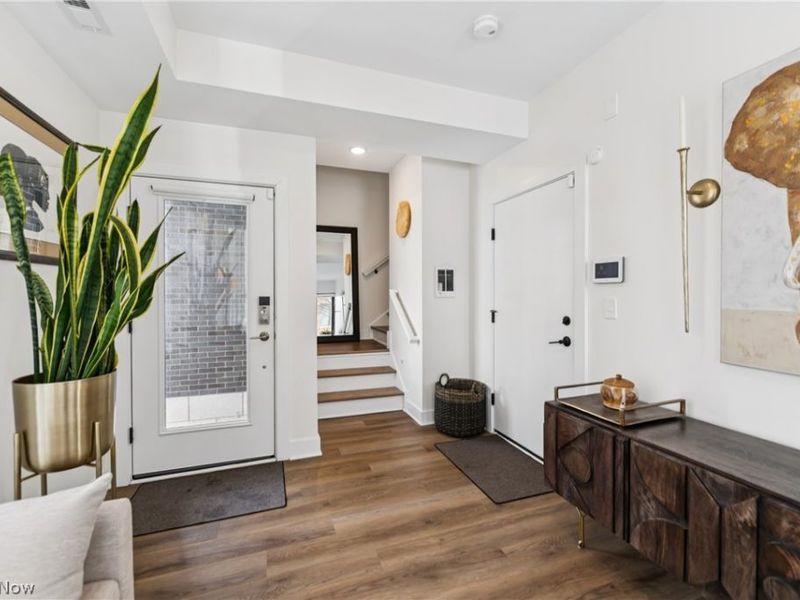 1440 E 15 Street, Cleveland, OH 44114 Photo 4