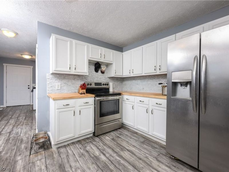 8200 Cutler Road SW, Sherrodsville, OH 44675 Photo 16