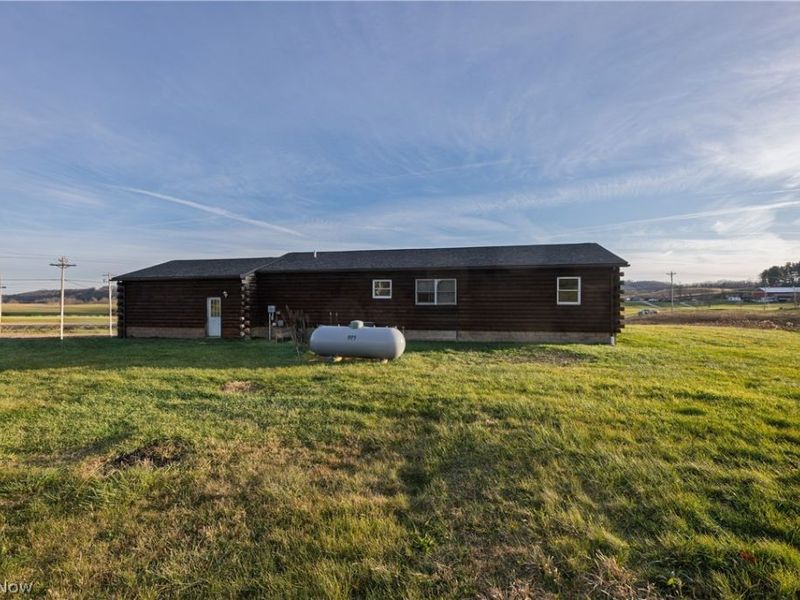 8200 Cutler Road SW, Sherrodsville, OH 44675 Photo 6