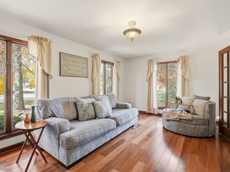 951 S Azalea Boulevard, Barberton, OH 44203 Photo 12