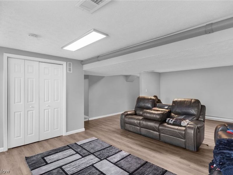 5950 Mount Everett Road, Hubbard, OH 44425 Photo 20