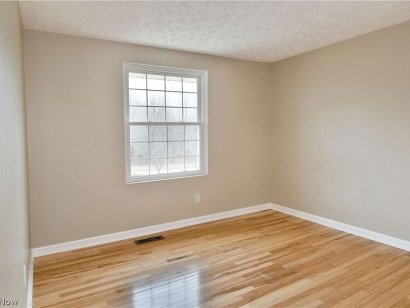 5038 Jonathan Lane NW, Warren, OH 44483 Photo 31