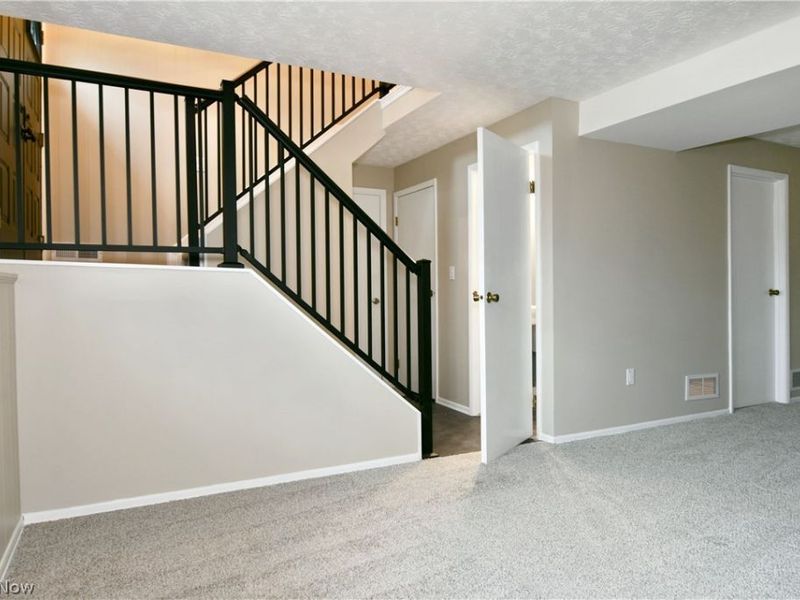 5038 Jonathan Lane NW, Warren, OH 44483 Photo 38