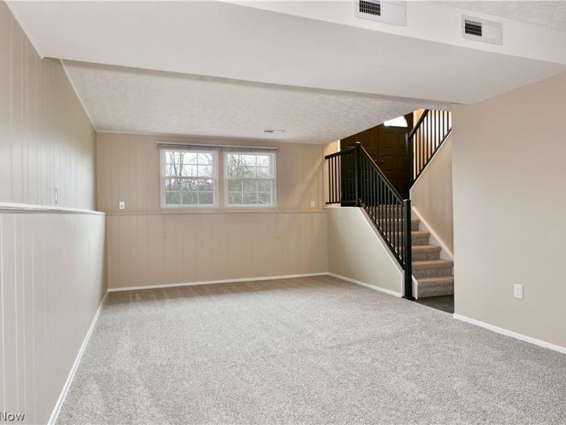 5038 Jonathan Lane NW, Warren, OH 44483 Photo 39