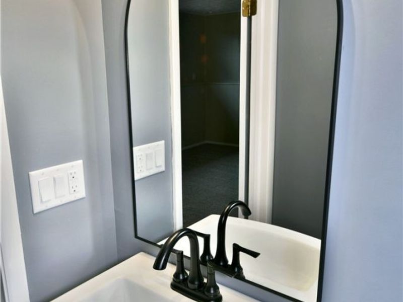 5038 Jonathan Lane NW, Warren, OH 44483 Photo 42