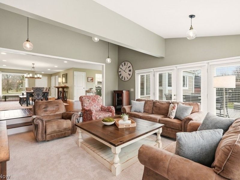 569 Atterbury Boulevard, Hudson, OH 44236 Photo 8