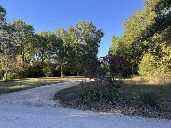 11221 E Bozarth Lane, Columbia, MO 65201