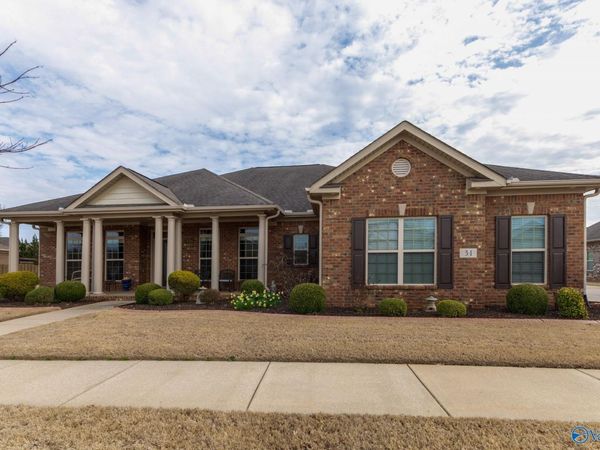 31 Wax Lane SW, Huntsville, AL 35824