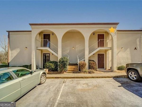 605 Candler Street, Unit A6, Gainesville, GA 30501