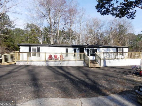 3939 Laurens Lane, Snellville, GA 30039