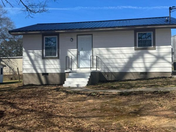 42 Busha Street, Toccoa, GA 30577