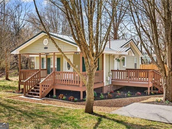 250 Lawrence Street, Adairsville, GA 30103