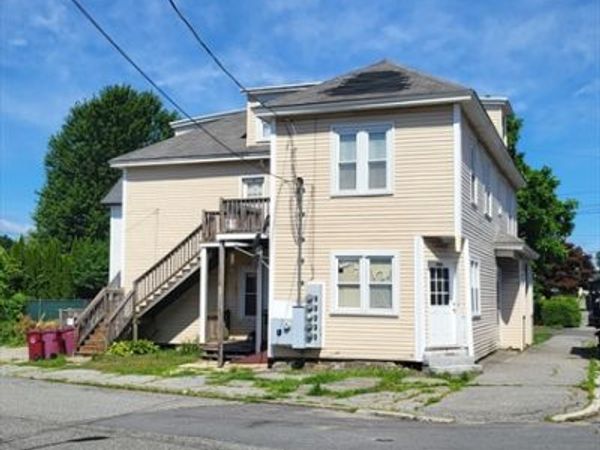 942 Lakeview Avenue, Unit 1st Fl Rea, Lowell, MA 01850