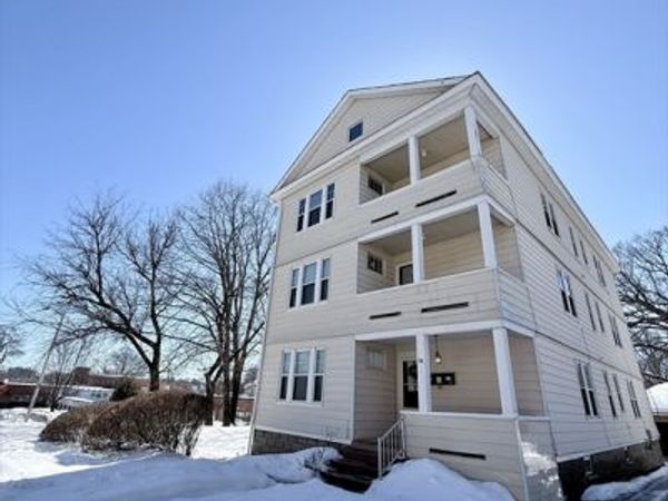 96 Courtland St, Unit 3, Worcester, MA 01602