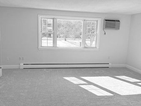 221 Rock, Unit F6, Norwood, MA 02062