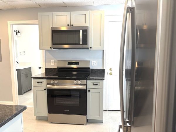 130 Division St, Unit 1, North Attleboro, MA 02760