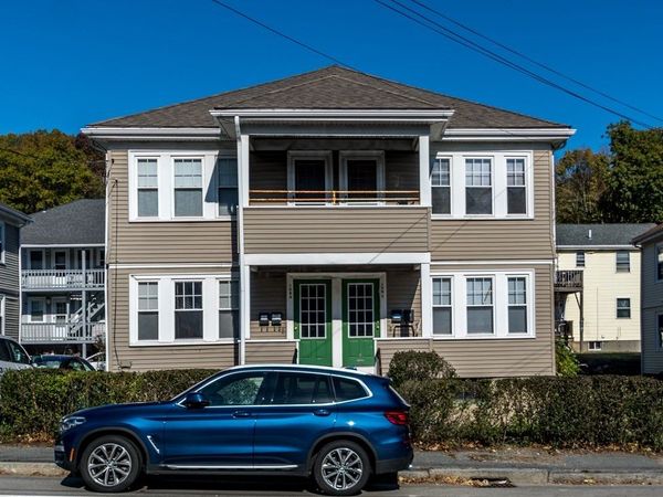 1093 Main Street, Unit 2, Waltham, MA 02451