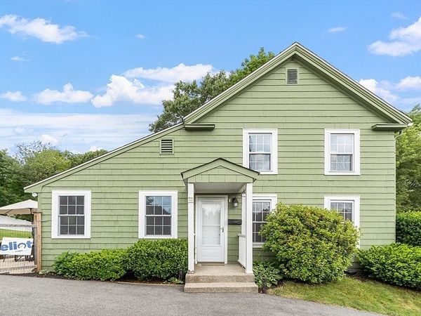 193 Saint Mary St, Needham, MA 02494