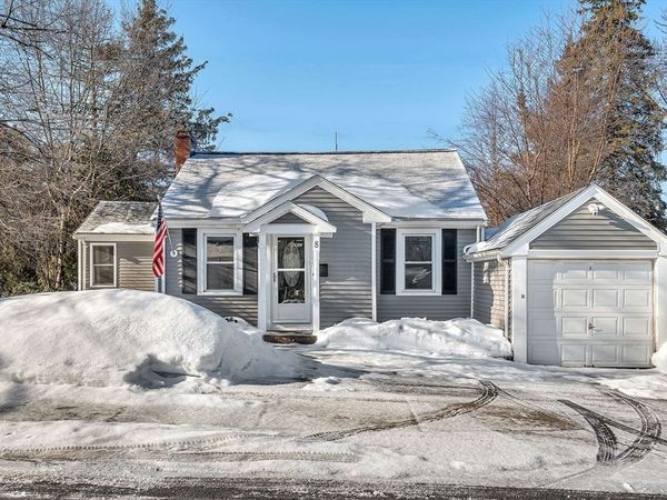 8 Sumner St, Dedham, MA 02026