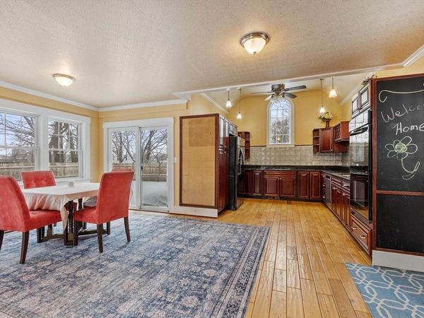 16 Washington St, Chelmsford, MA 01863