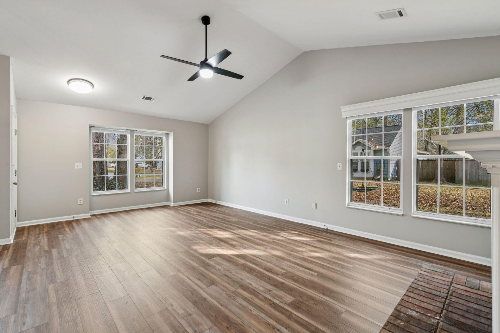 2763 Flower Creek Way Photo 19