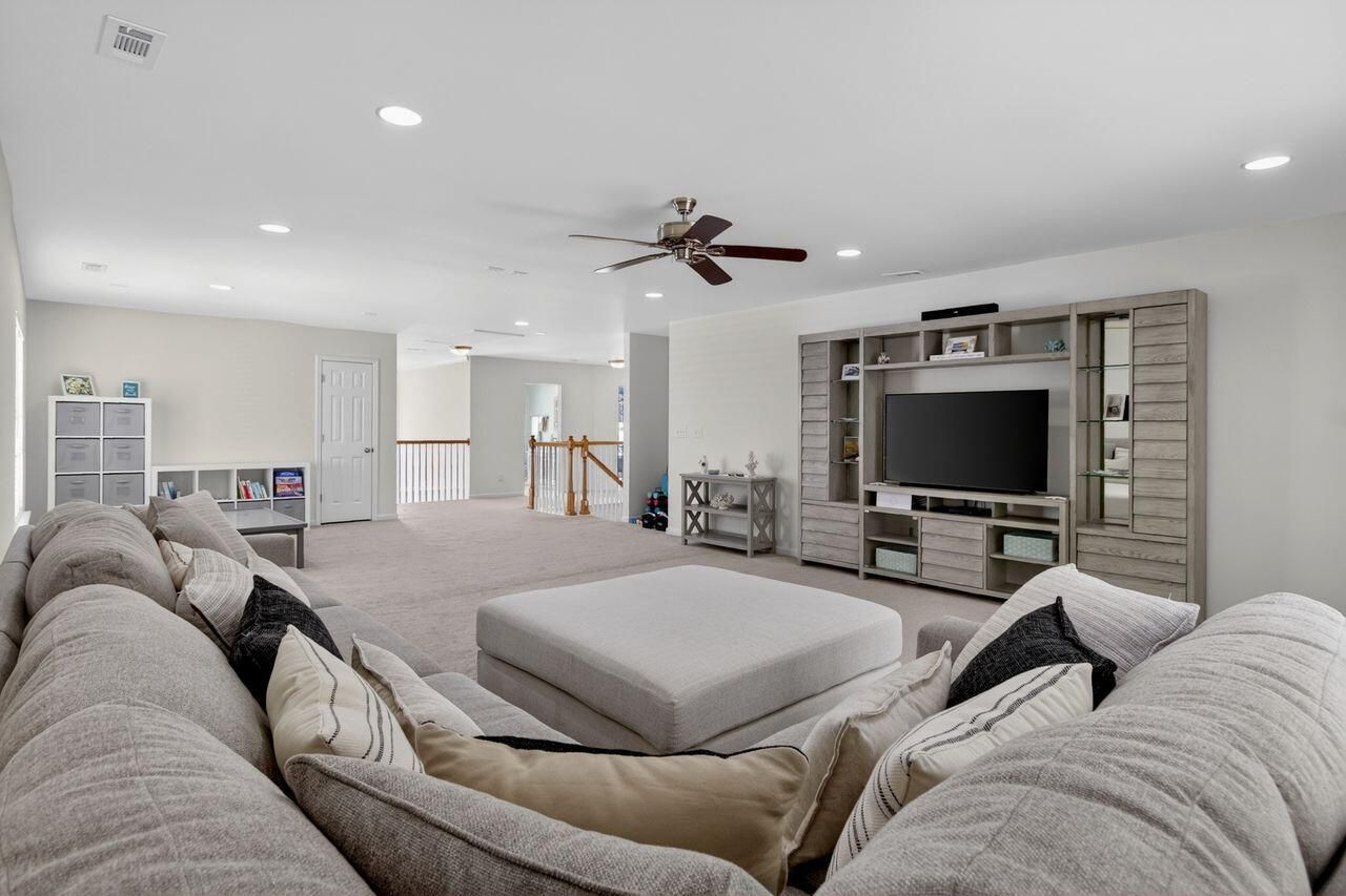 318 Cypress Walk Way Photo 26