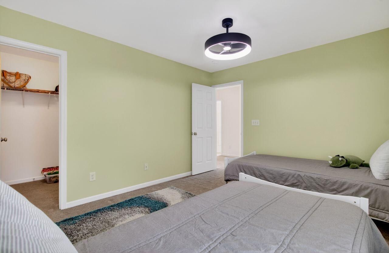 318 Cypress Walk Way Photo 32