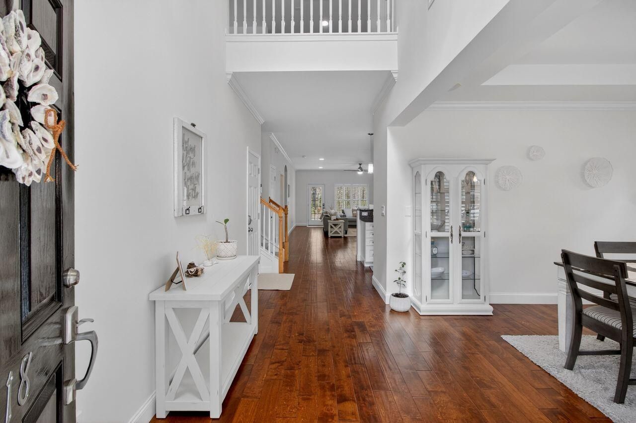 318 Cypress Walk Way Photo 4