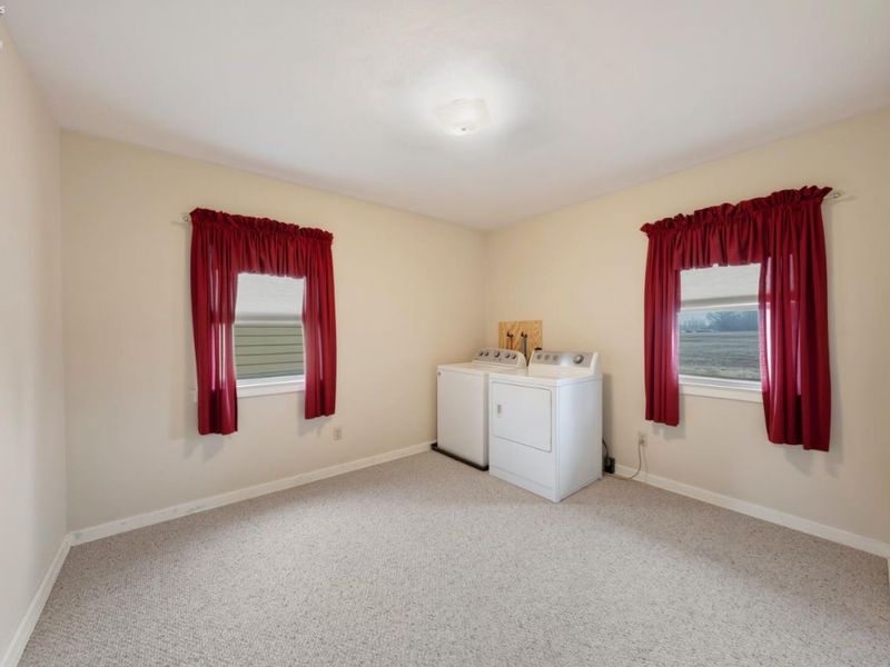 306 E Main Street, Oak Harbor, OH 43449 Photo 16