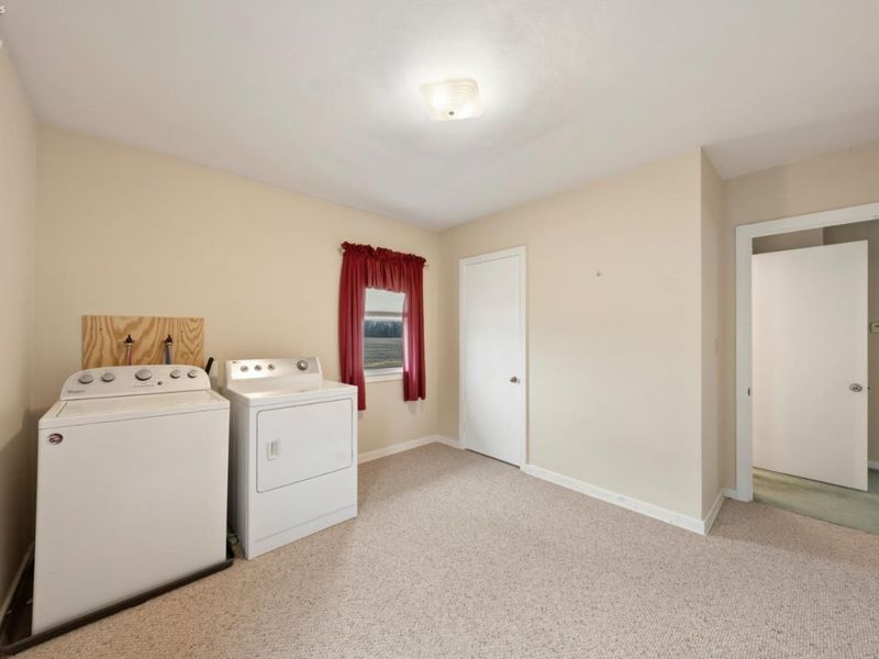 306 E Main Street, Oak Harbor, OH 43449 Photo 17