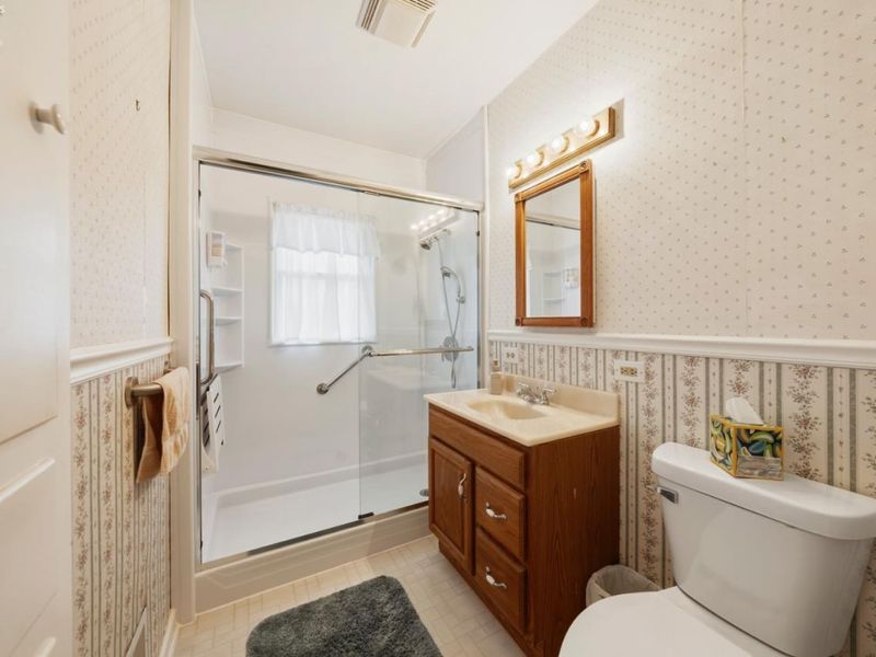 306 E Main Street, Oak Harbor, OH 43449 Photo 18