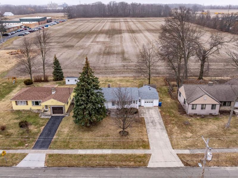 306 E Main Street, Oak Harbor, OH 43449 Photo 33