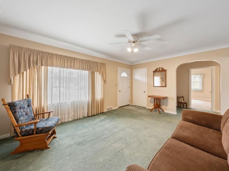 306 E Main Street, Oak Harbor, OH 43449 Photo 5