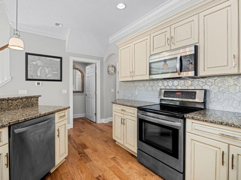 5268 E Redbud Drive, Port Clinton, OH 43452 Photo 8