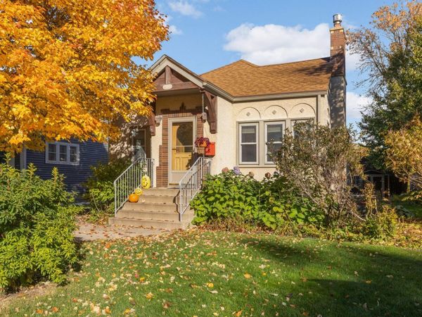 3212 E Minnehaha Parkway , Minneapolis, MN 55406